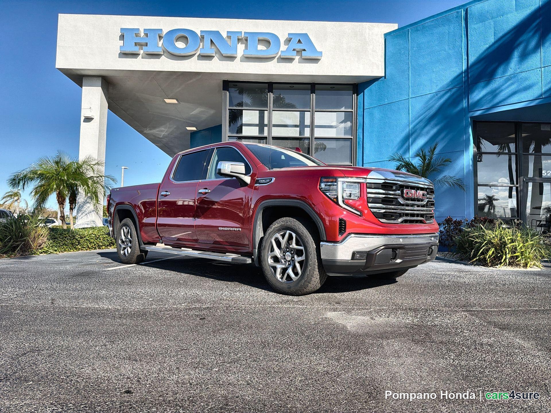2023 GMC Sierra SLT - Photo 1