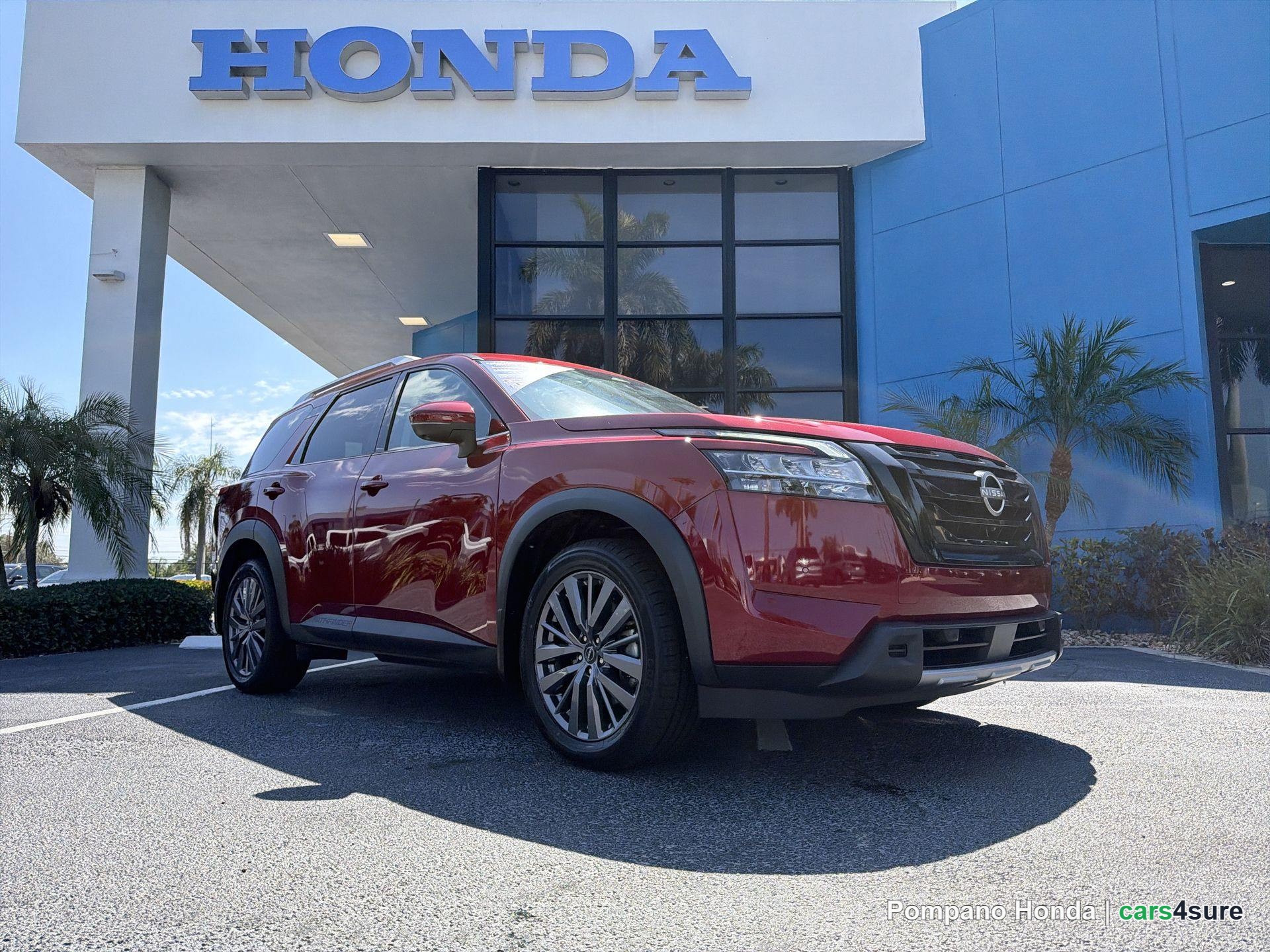 2024 NISSAN Pathfinder SL - Photo 1