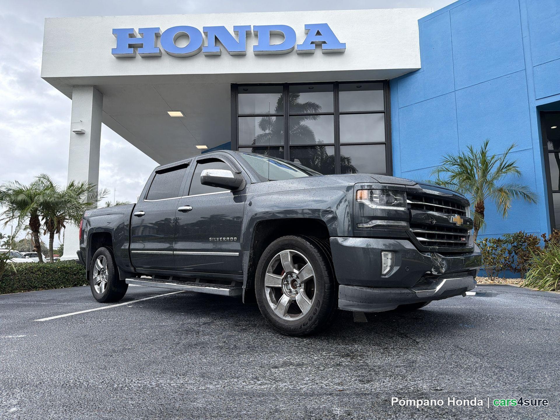 2017 CHEVROLET Silverado LTZ - Photo 1